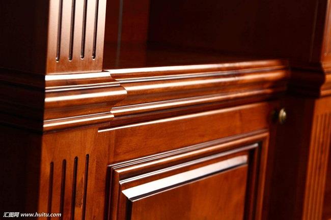 فینگچن فرنیچر 2018 کو اب تک ظاہر کرتا ہے - کوئی خبر ووڈ نیوز نہیں ہے